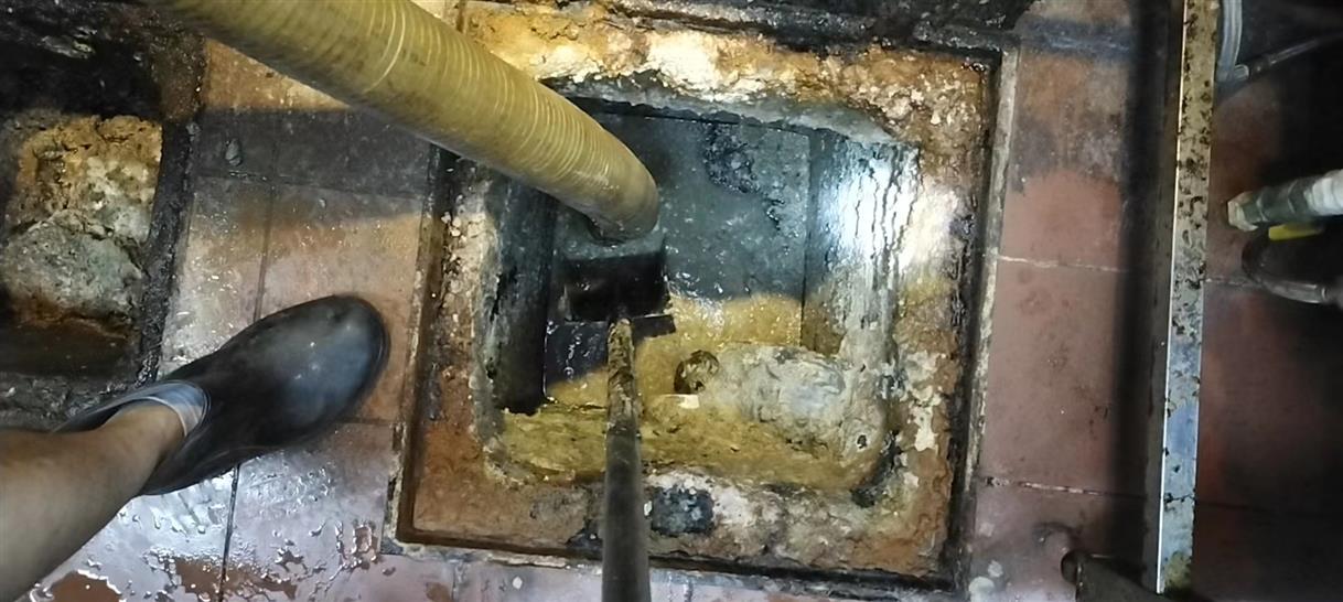 献县污水池清理一般都有毒气，怎么预防中毒呢？